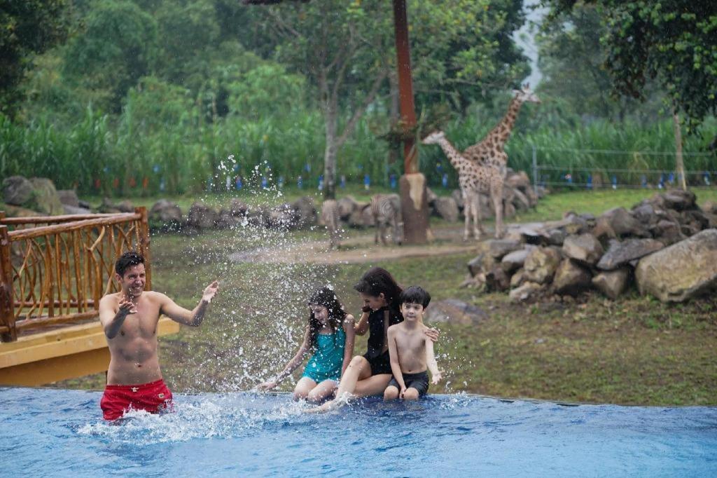 Baobab Safari Resort Prigen Exterior photo