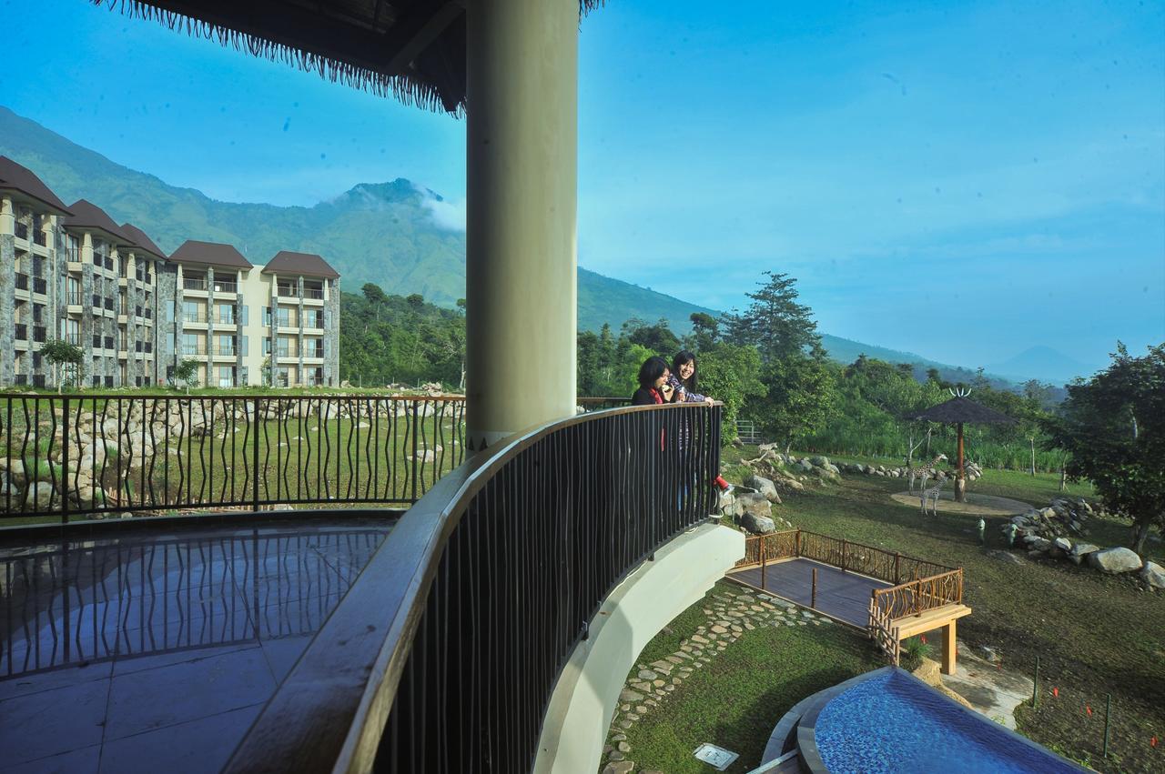 Baobab Safari Resort Prigen Exterior photo